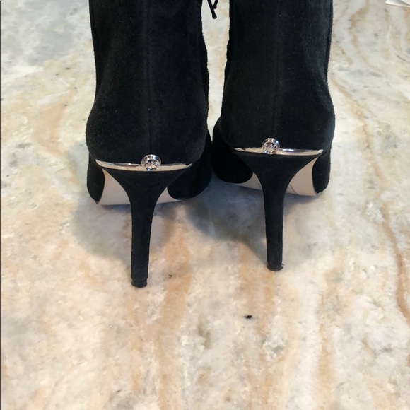 Michael Kors booties - Picture 3 of 5
